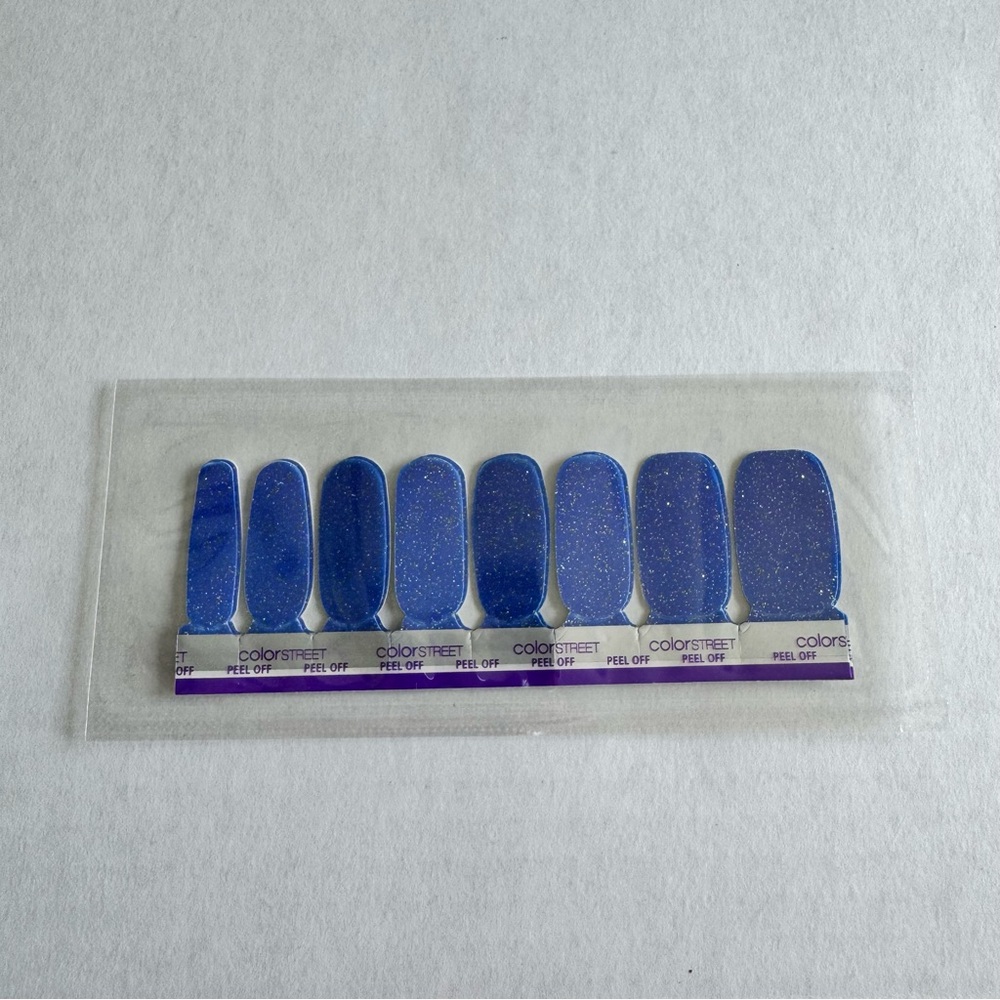 *Exclusive* Color Street: Cobalt Cascade | Blue Holographic Glitter Summer - Picture 5 of 13